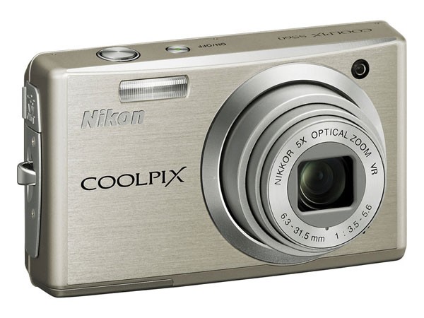 尼康不可换镜头数码相机/CCD卡片机 COOLPIX S560