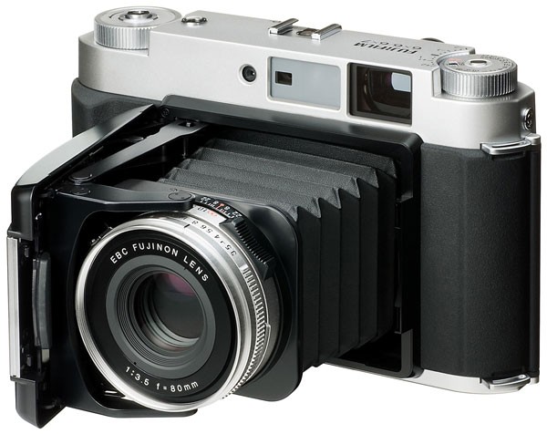 【富士中画幅胶片相机】GF670 Professional (镜头80mm F3.5) 不可换镜头相机